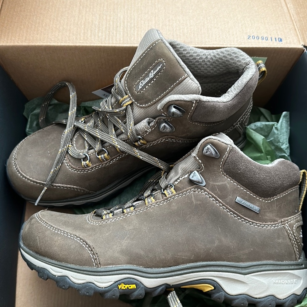 New with tags, never worn! Eddie Bauer hiking boots